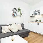 Easyrentals By *