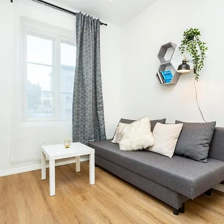 Easyrentals By Apartment *