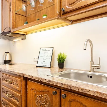 Apartment Easyrentals By *