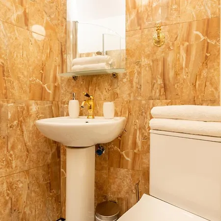 Daire Easyrentals By *