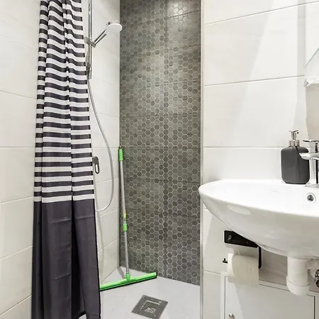 Easyrentals By Apartment *