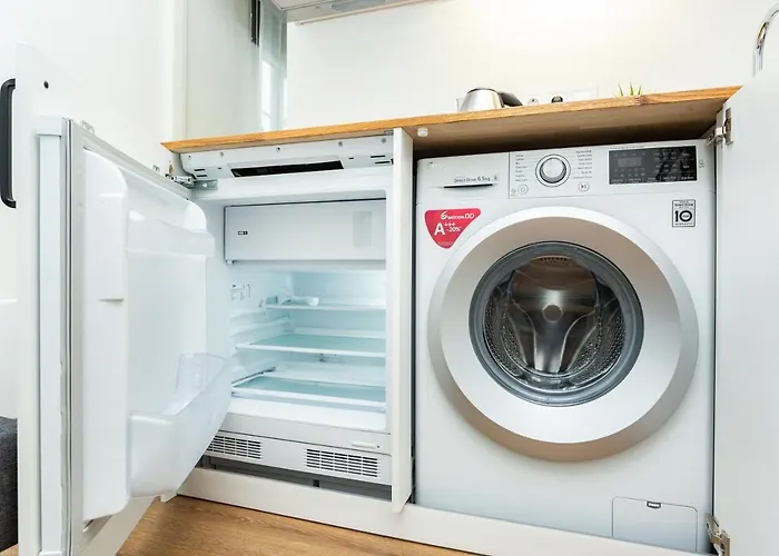 Easyrentals By * タリン