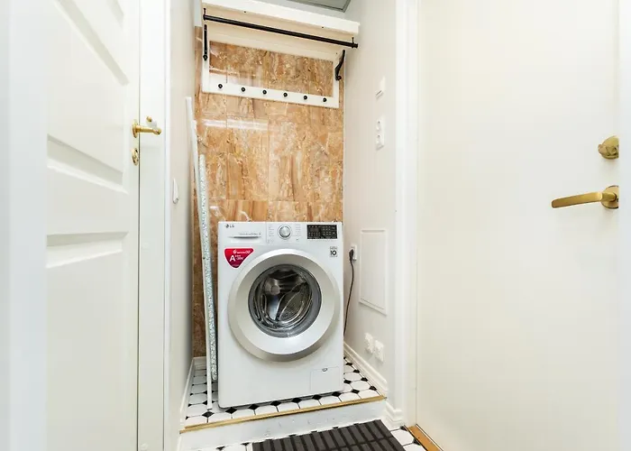 Easyrentals By * タリン